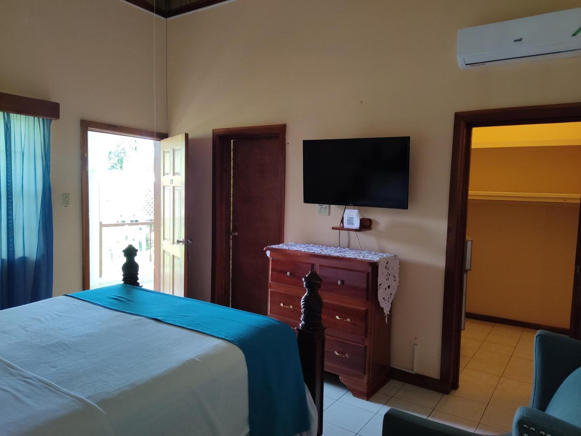 Rayon Hotel Negril Exterior foto