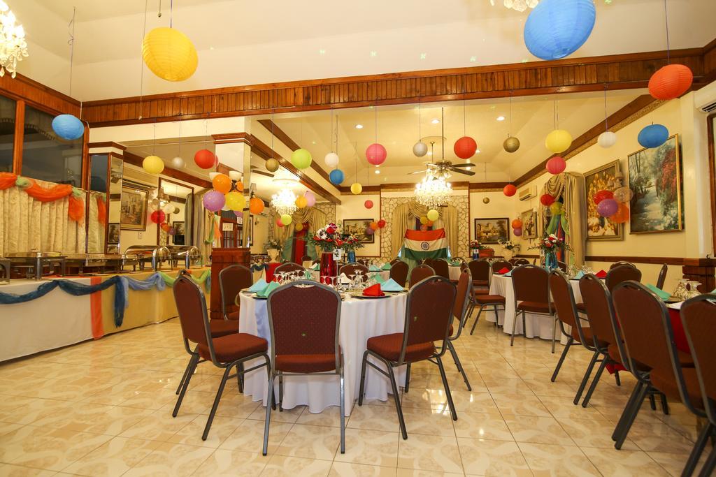 Rayon Hotel Negril Exterior foto